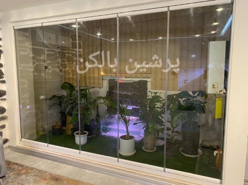 نمونه کار شیشه بالکن